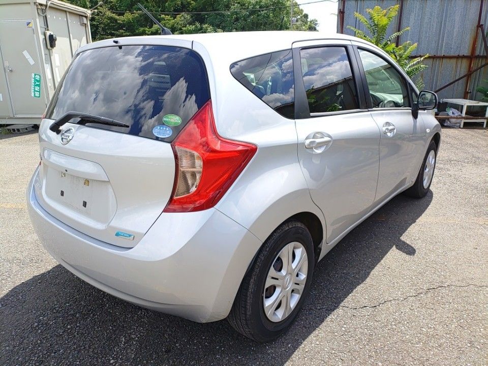 2012 Nissan Note auction photo 2