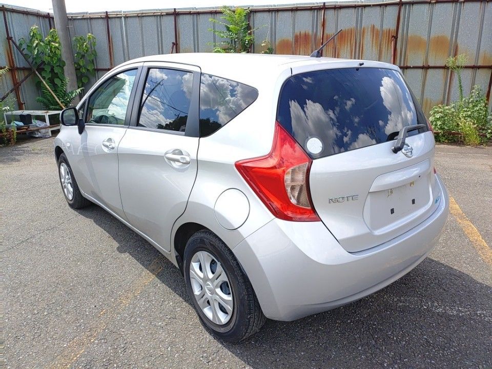 2012 Nissan Note auction photo 6