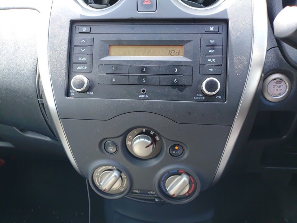 2012 Nissan Note auction photo 11