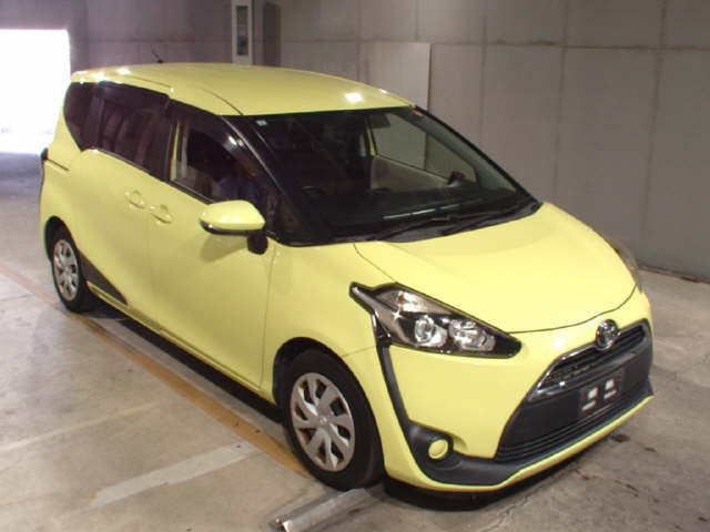 2015 Toyota Sienta G 7nin Japan auction vehicle