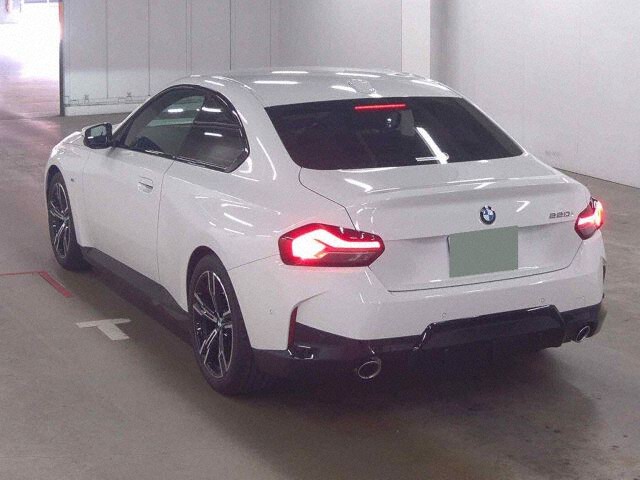 2023 BMW 2 Series 220IクーペMスポ auction photo 2