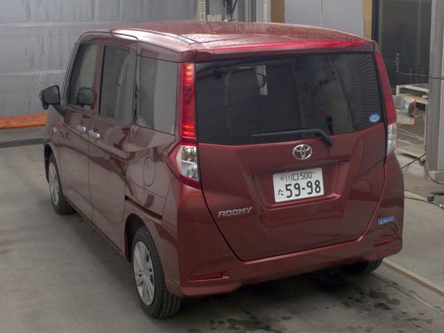 2021 Toyota Roomy X auction photo 2