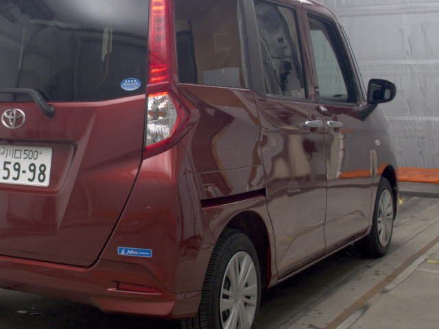 2021 Toyota Roomy X auction photo 5
