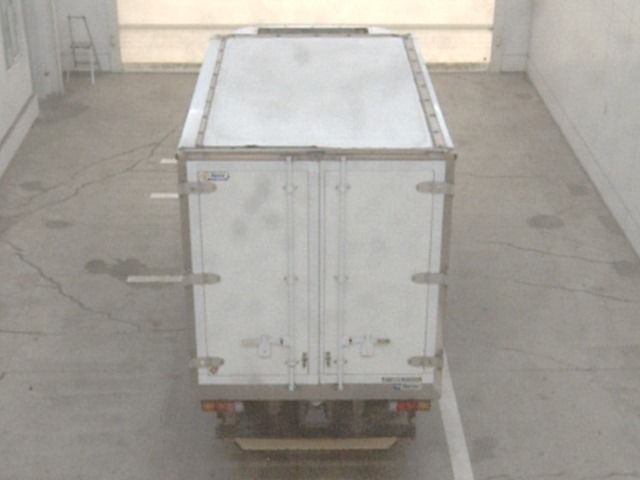 2016 Mitsubishi Fuso Canter Refrigerated and frozen trucks auction photo 3