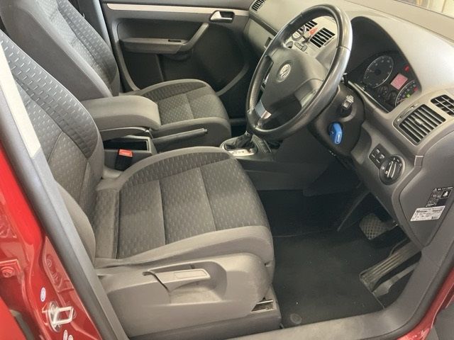 2010 Volkswagen VW ゴルフトゥーラン プライムエディション auction photo 4