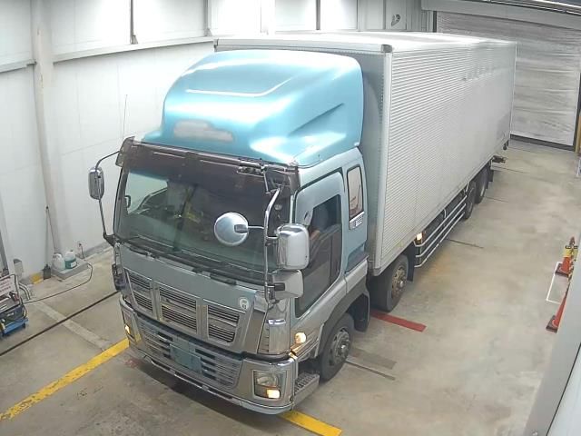 Japan Auction Vehicles 10 2012 Isuzu バン auction photo