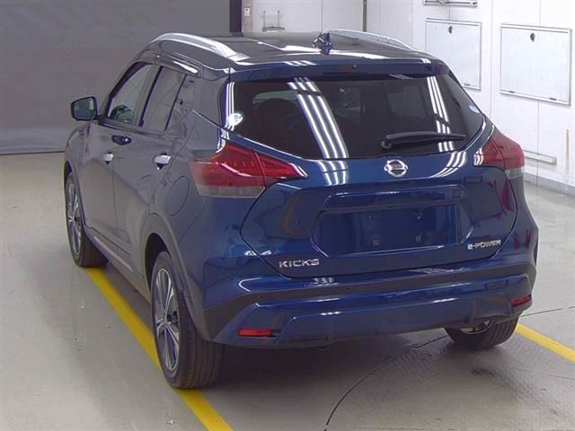2021 Nissan Kicks X auction photo 2