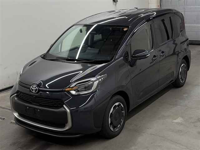 2025 Toyota Sienta ハイブリッドZ auction photo 4