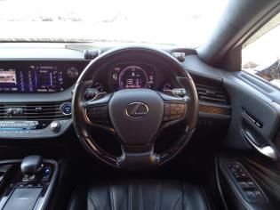 2018 Lexus LS LS500h/version L 4W auction photo 4