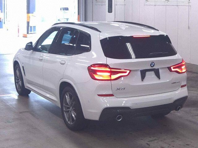 2021 BMW X3 XDRIV20DM Sport 4WD auction photo 2