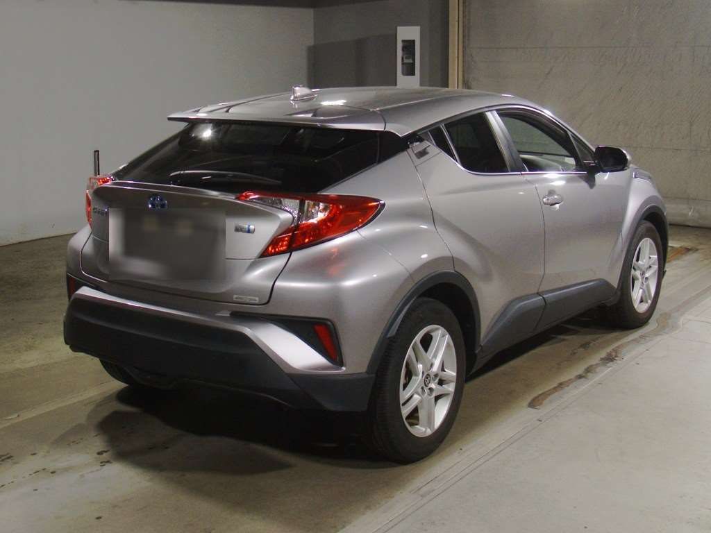 2022 Toyota C-HR S auction photo 2