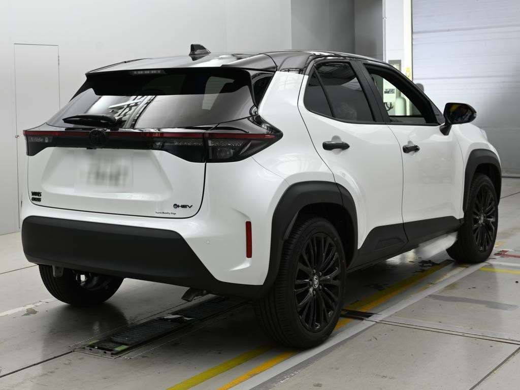 2026 Toyota Yaris Cross Hybrid Z Urbano auction photo 2
