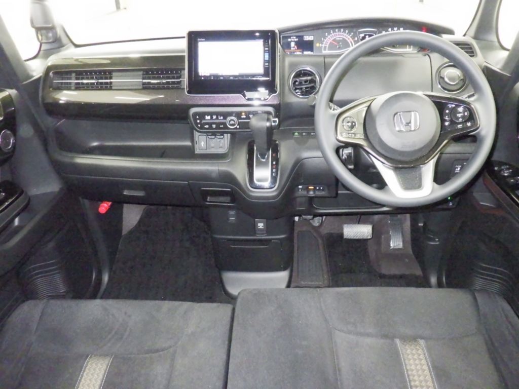 2019 Honda N-BOX カスタムG Lホンダセンシング auction photo 3