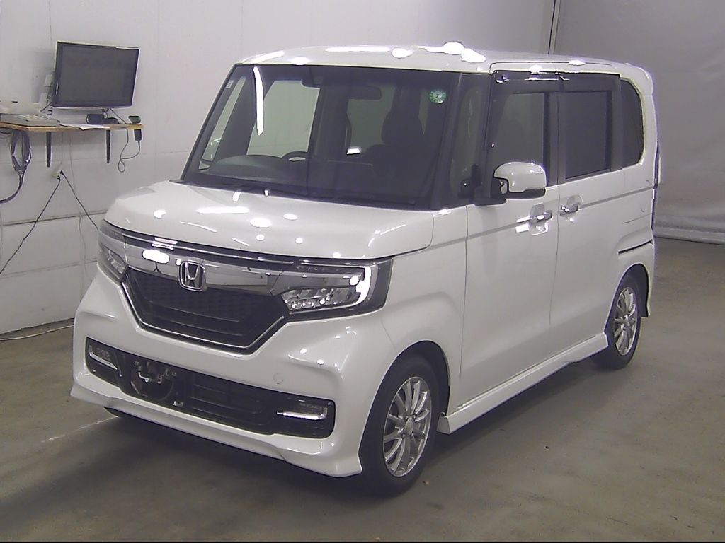 2019 Honda N-BOX カスタムG Lホンダセンシング auction photo 4