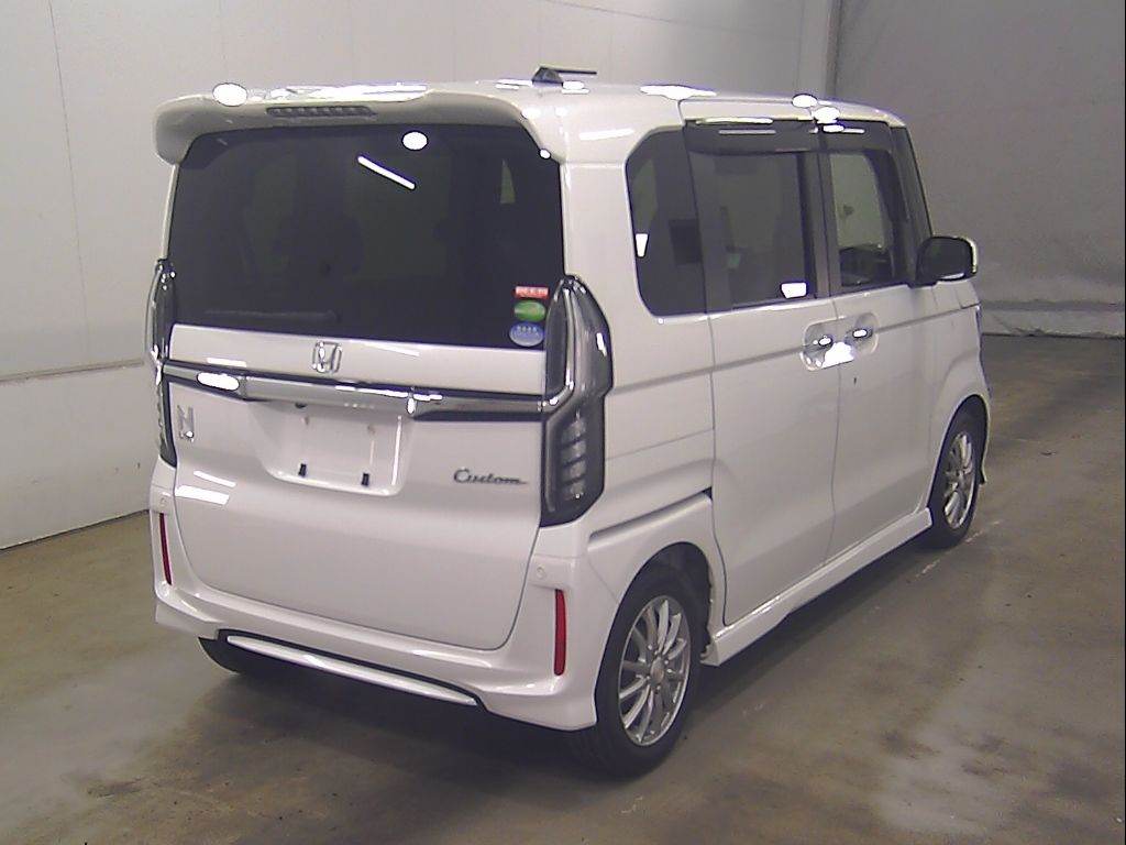 2019 Honda N-BOX カスタムG Lホンダセンシング auction photo 2