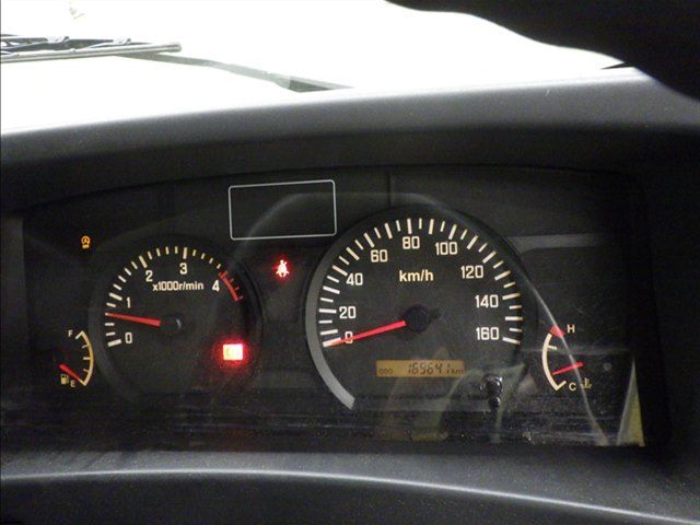 2019 Isuzu Elf Van auction photo 7