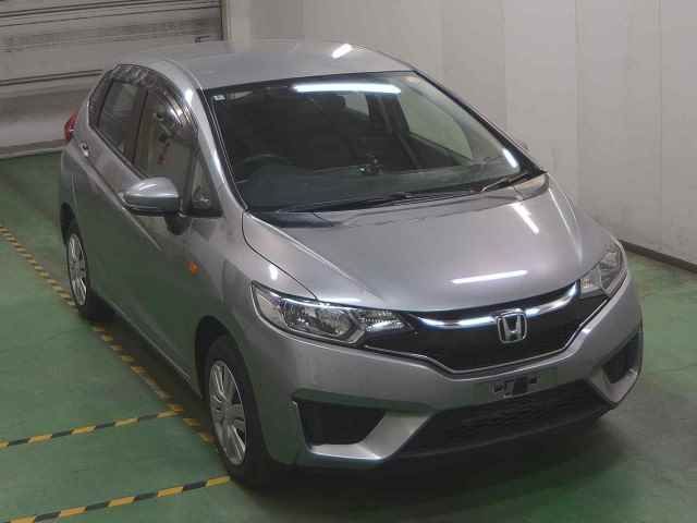 2016 Honda Fit 4WD 13G Japan auction vehicle