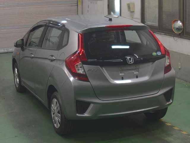2016 Honda Fit 4WD 13G auction photo 2