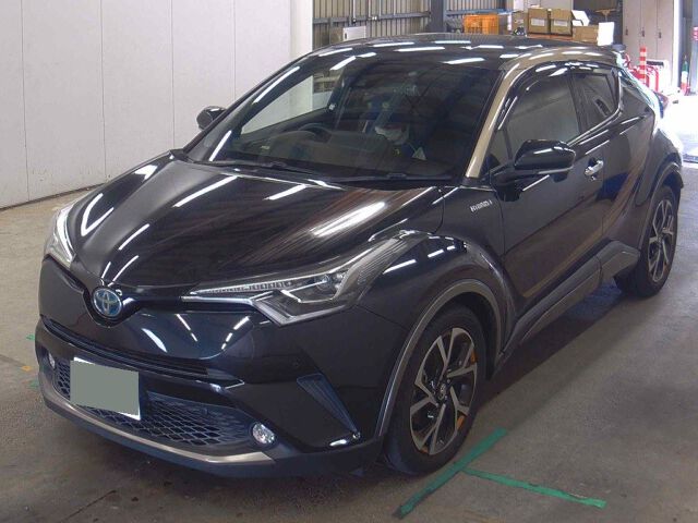 2017 Toyota C-HR G LED Edition auction photo 4