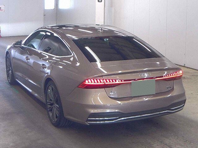 2024 Audi A7スポーツバック 45TFSIクワトロSライ 4WD auction photo 2