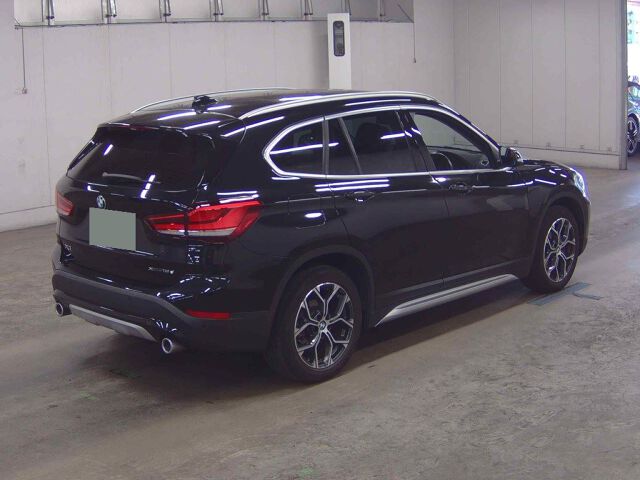 2022 BMW X1 XDRIV18D Xライン 4WD auction photo 5
