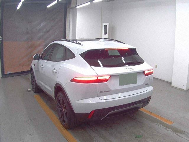 2018 Jaguar Eペイス S 180PS 4WD auction photo 2