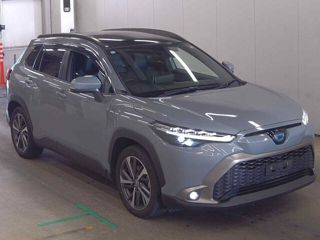 Japan Auction Vehicles 9 2023 Toyota Corolla Cross ハイブリッドZ 4WD auction photo