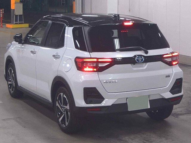 2026 Toyota Raize Hybrid Z auction photo 2