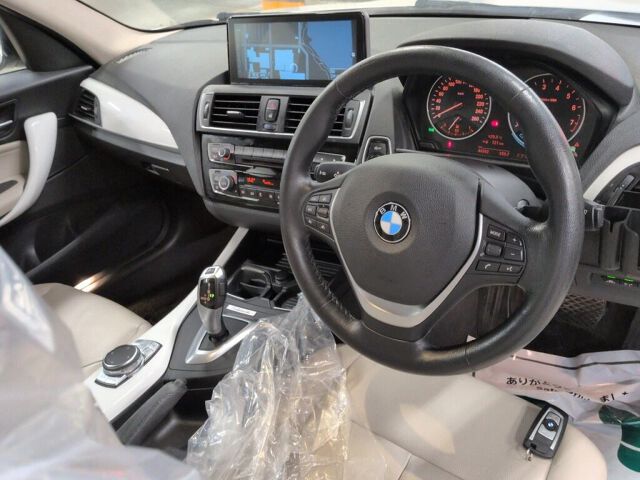 2016 BMW 1 Series 118I Fashionista auction photo 3
