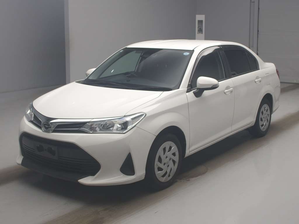 Japan Auction Vehicles 4 2021 Toyota Corolla Axio EX auction photo