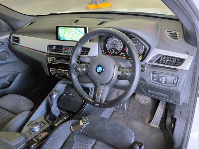 2017 BMW X1 XDRIV20I M Sport 4WD auction photo 3