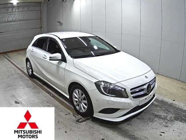 Japan Auction Vehicles 5 2013 Mercedes-Benz A-Class A180 auction photo