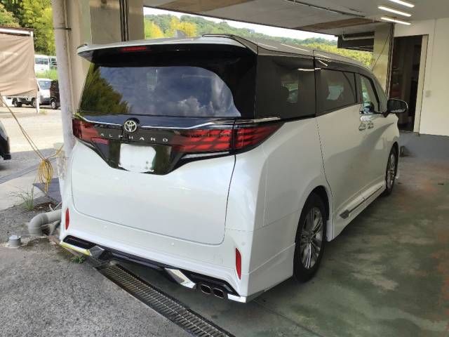 2025 Toyota Alphard Z 4WD auction photo 4