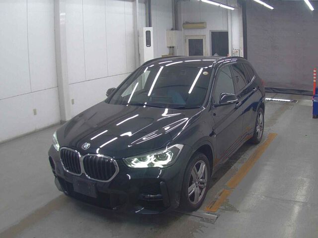 2021 BMW X1 XDRIV18D M Sport 4WD auction photo 4