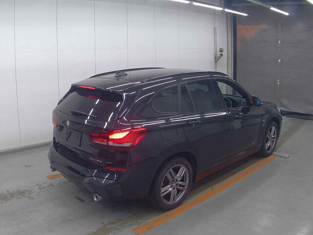 2021 BMW X1 XDRIV18D M Sport 4WD auction photo 5