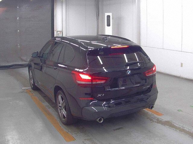 2021 BMW X1 XDRIV18D M Sport 4WD auction photo 2