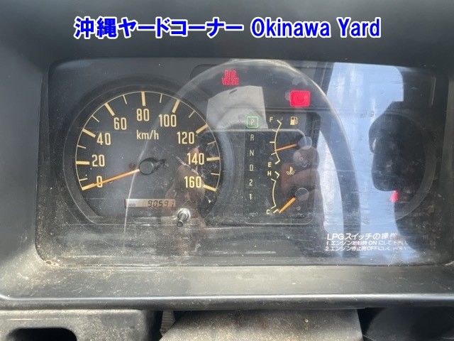 2001 Isuzu Elf ヒラ auction photo 4