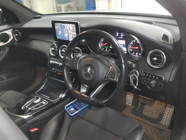 2016 Mercedes-Benz GLC GLC250 4M Sport 4WD auction photo 3