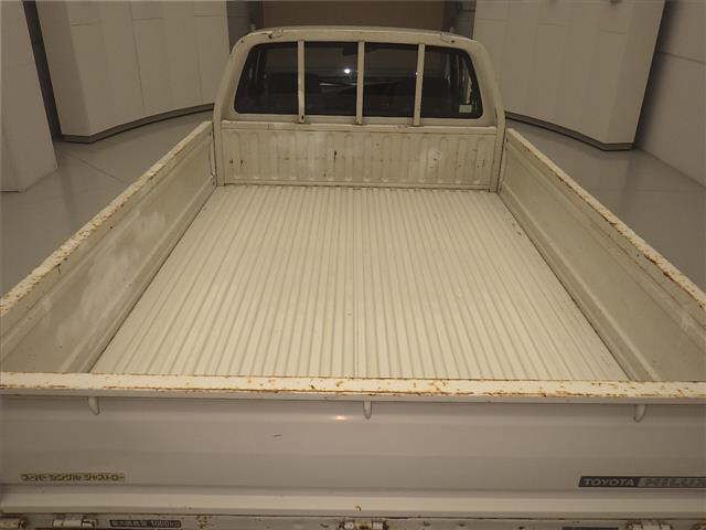 1995 Toyota Hilux auction photo 7
