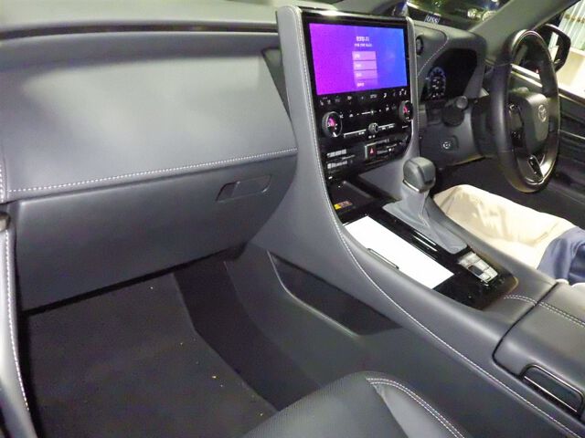 2025 Toyota Alphard Z auction photo 3
