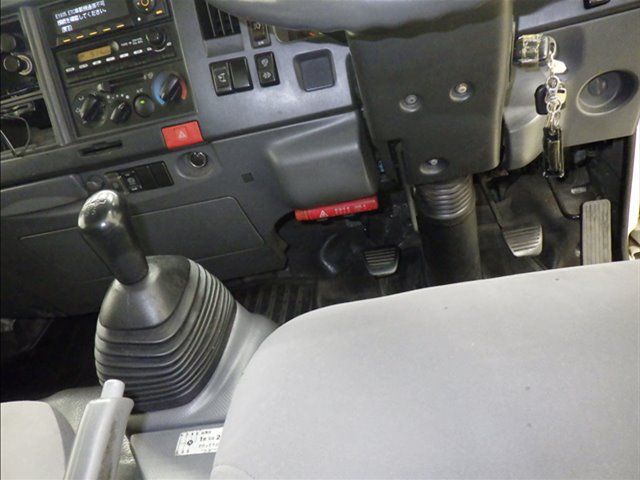 2013 Isuzu Elf バン auction photo 8