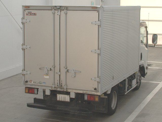 2013 Isuzu Elf バン auction photo 2