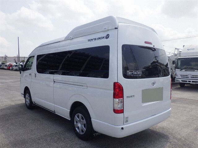 2025 Toyota Hiace Camping 4WD auction photo 2
