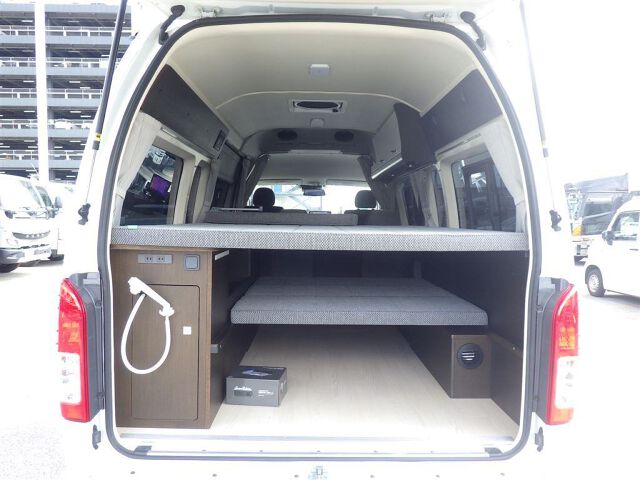 2025 Toyota Hiace Camping 4WD auction photo 3