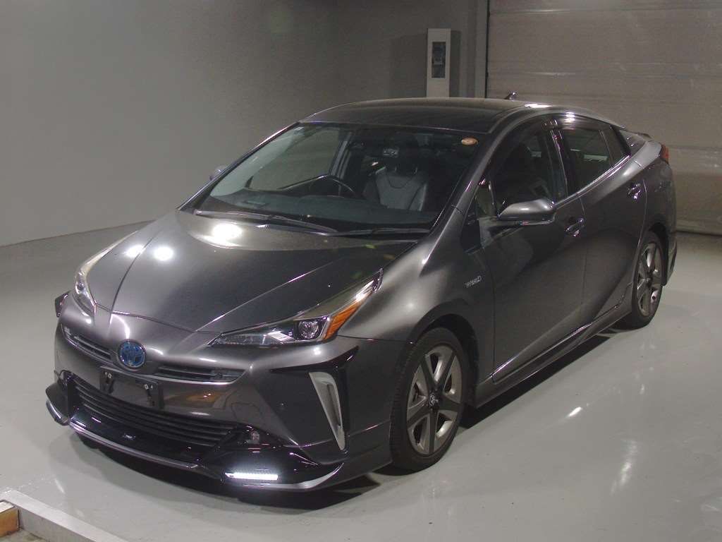 2019 Toyota Prius Aツーリングセレクション Japan auction vehicle
