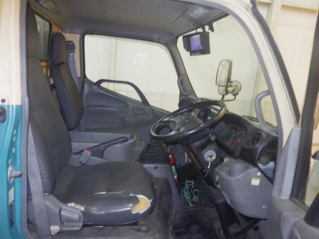 2012 Toyota Dyna バン auction photo 6