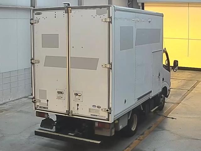 2012 Toyota Dyna バン auction photo 2