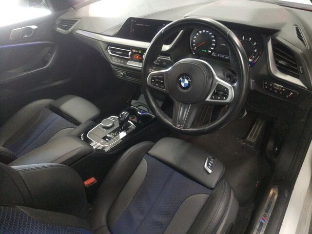 2021 BMW 2 Series 218IグラCP Mスホ auction photo 3
