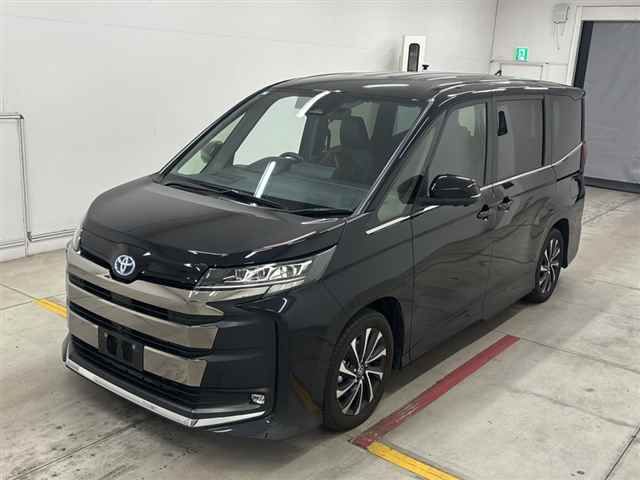 2025 Toyota Noah ハイブリッドS-Z auction photo 4