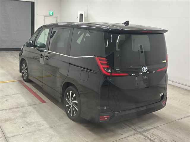 2025 Toyota Noah ハイブリッドS-Z auction photo 2